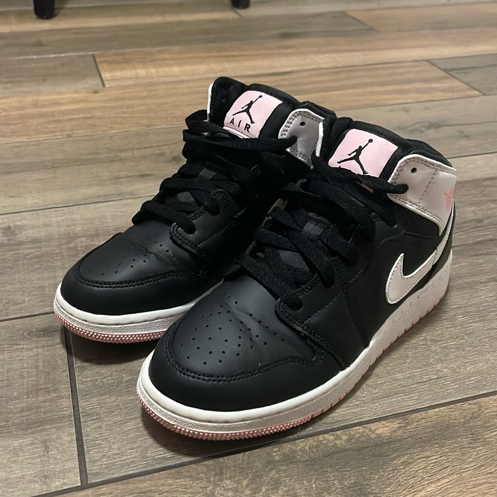 Black and Light Pink Jordan 1 Mids